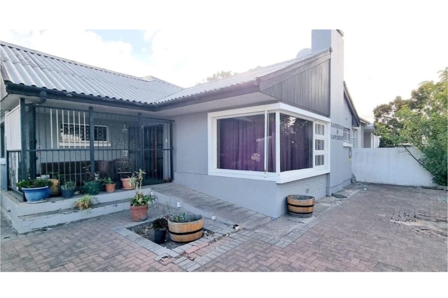 3 Bedroom Property for Sale in Esterville Western Cape